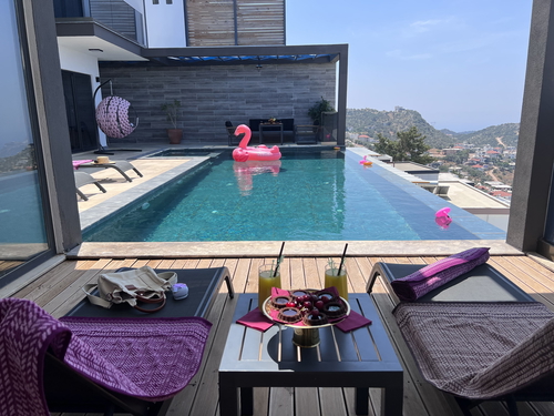  gece  -  Kasım
  | Kalkan Kördere’de Sonsuz Deniz Manzaralı, Isıtmalı Havuzlu Lüks Villa